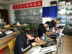 穿亅K被艹
